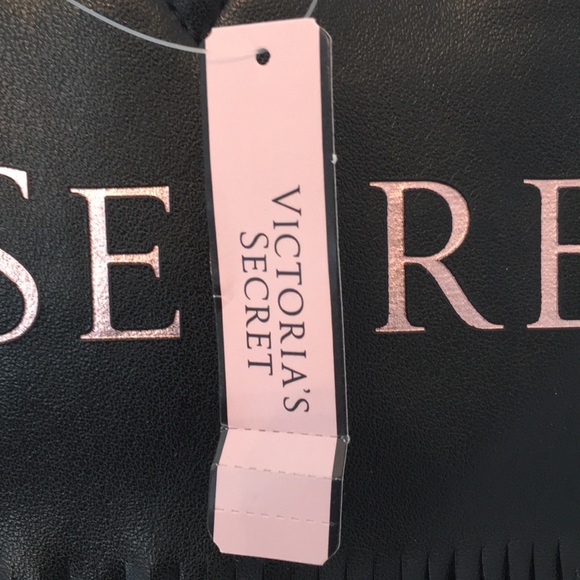 Victoria’s Secret Large Vegan Leather Tote Bag NWT - Picture 5 of 7